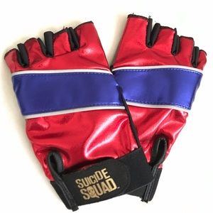 Harley Quinn cosplay batting gloves!
